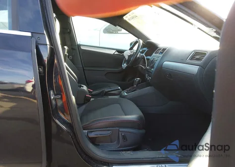 2014 Volkswagen Jetta Gli from USA, damaged, VIN 3VW4T7AJ7EM216440